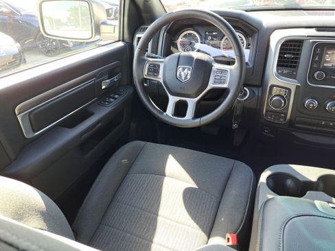 Used 2024 RAM 1500 Classic Warlock image 8