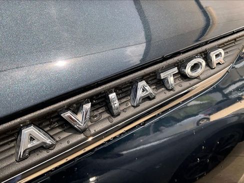 Used 2023 Lincoln Aviator Reserve w/ Equipment Group 201A AWD/4WD image 31