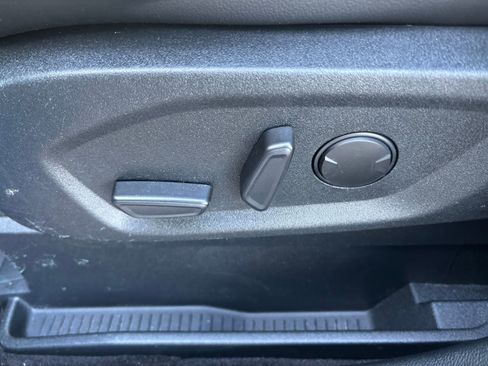 Used 2020 Ford Edge ST image 15