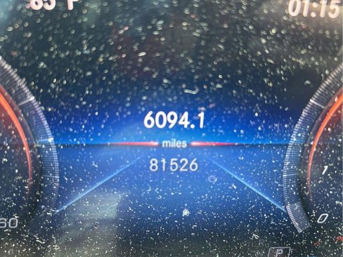 Used 2020 Mercedes-Benz GLS 450 4MATIC image 27