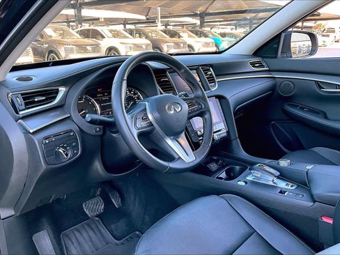 Used 2023 INFINITI QX50 Luxe image 16