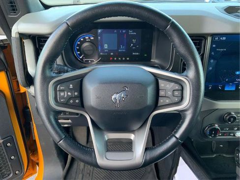 Certified 2022 Ford Bronco Badlands image 19