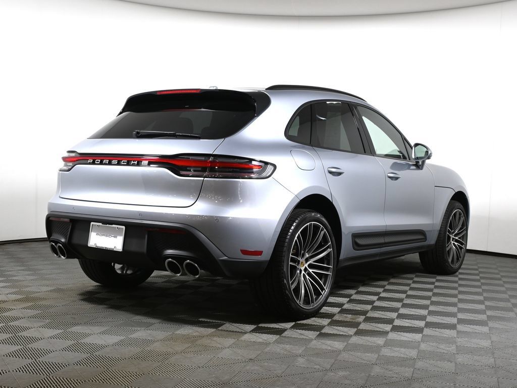 Used 2026 Porsche Macan AWD/4WD image 7