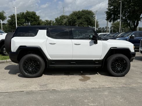 New 2026 GMC Hummer EV SUV AWD/4WD image 3