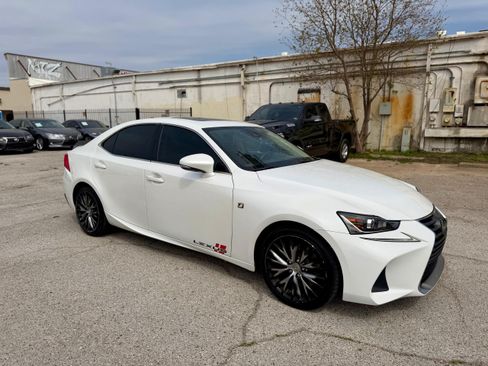Used 2017 Lexus IS 200t RWD image 1