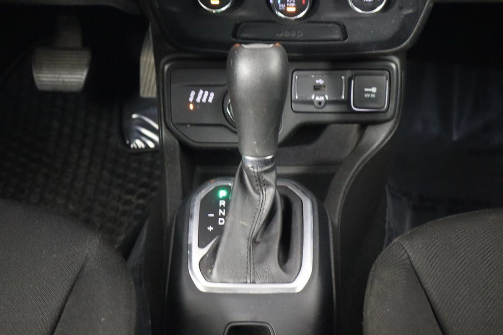 Used 2020 Jeep Renegade Sport AWD/4WD image 25