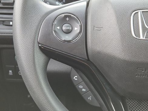 Used 2020 Honda HR-V LX image 33