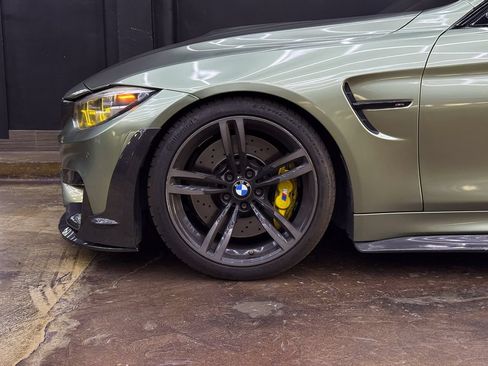 Used 2018 BMW M4 Coupe RWD image 4