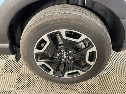 Used 2022 Ford Bronco Sport Outer Banks w/ Tech Package AWD/4WD image 19