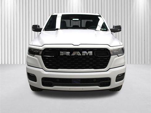 New 2026 RAM 1500 4x4 Crew Cab image 46