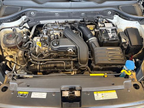 Certified 2024 Volkswagen Taos SE AWD/4WD image 23