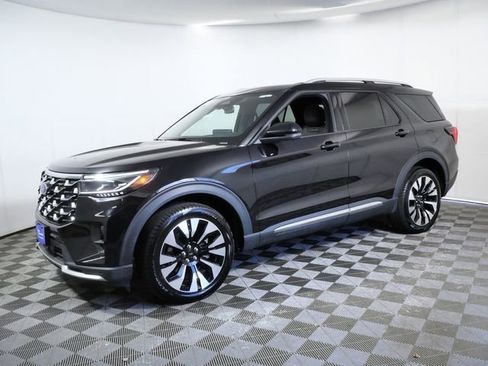 Certified 2025 Ford Explorer Platinum w/ LUX Leather Package AWD/4WD image 5