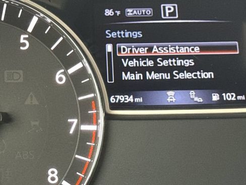 Used 2019 Nissan Pathfinder SV AWD/4WD image 12