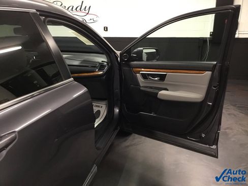 Used 2019 Honda CR-V Touring image 42