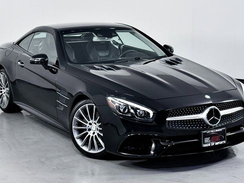 Used 2017 Mercedes-Benz SL 550 image 18