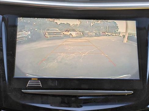 Used 2019 Cadillac XTS Luxury image 17