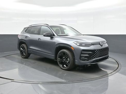 New 2026 Volkswagen Tiguan SE R-Line AWD/4WD image 1