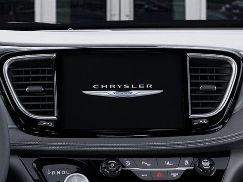 New 2026 Chrysler Pacifica Limited w/ S Appearance Package FWD image 18