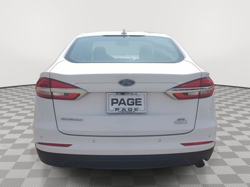 Used 2020 Ford Fusion SE FWD image 24