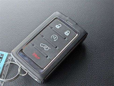 New 2025 Jeep Grand Cherokee Limited image 30