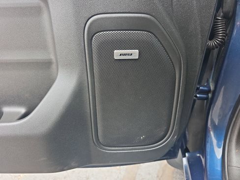 Used 2020 Chevrolet Silverado 2500 LTZ w/ LTZ Premium Package image 16