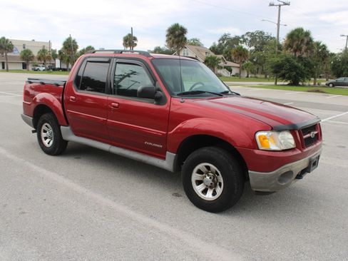 Used 2001 Ford Explorer Sport Trac 4x4 image 18