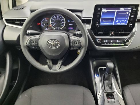 Used 2020 Toyota Corolla LE image 22