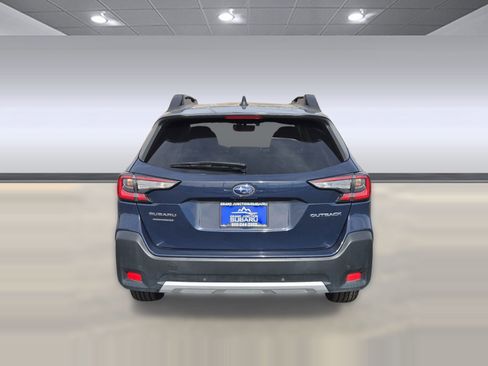 Used 2023 Subaru Outback Limited image 10
