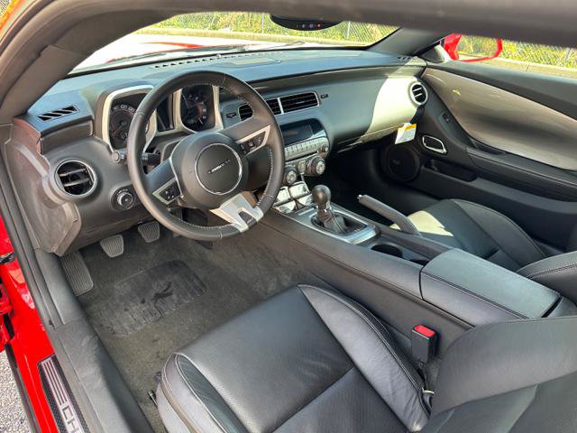 Used 2010 Chevrolet Camaro SS w/ White Stripe Package RWD image 22