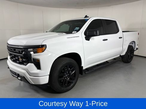 Used 2024 Chevrolet Silverado 1500 Custom RWD image 5