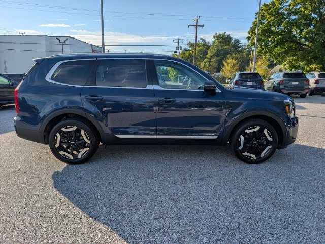 Used 2024 Kia Telluride S w/ S Sunroof Package AWD/4WD image 6