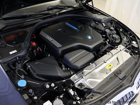 Used 2022 BMW 330e xDrive w/ Premium Package AWD/4WD image 36