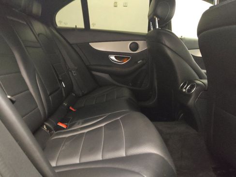 Used 2019 Mercedes-Benz C 300 Sedan image 19