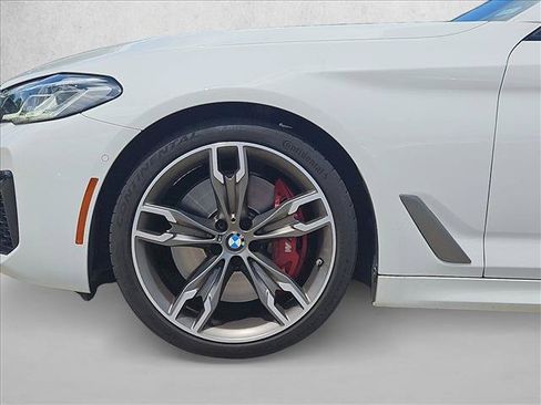 Used 2021 BMW M550i xDrive w/ Executive Package AWD/4WD image 22