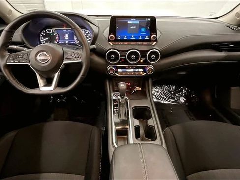Used 2025 Nissan Sentra SV w/ All-Weather Package FWD image 17