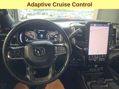 Used 2025 RAM 3500 Limited AWD/4WD image 11