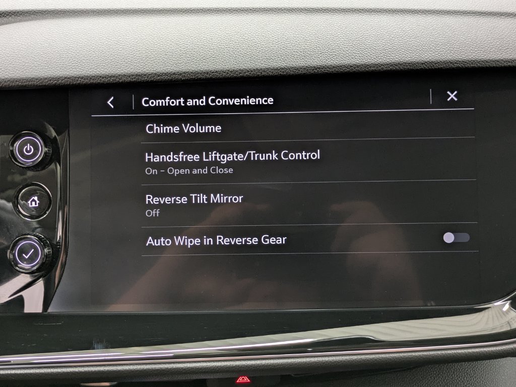 Used 2023 Buick Envision Avenir AWD/4WD image 16
