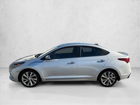 Used 2018 Hyundai Accent Limited image 8