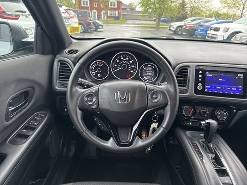 Certified 2022 Honda HR-V Sport image 19