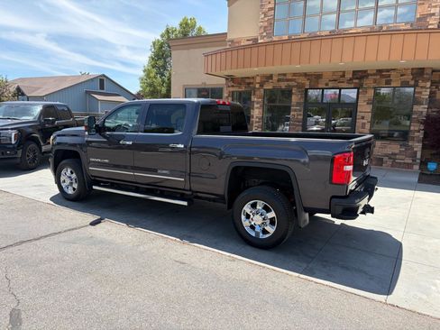 Used 2016 GMC Sierra 3500 Denali w/ Duramax Plus Package AWD/4WD image 30