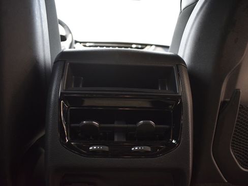 Used 2025 Jeep Grand Cherokee Altitude AWD/4WD image 31
