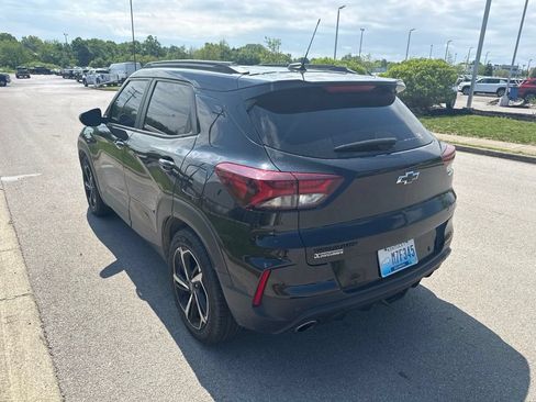 Used 2022 Chevrolet TrailBlazer RS w/ Sun and Liftgate Package FWD image 4