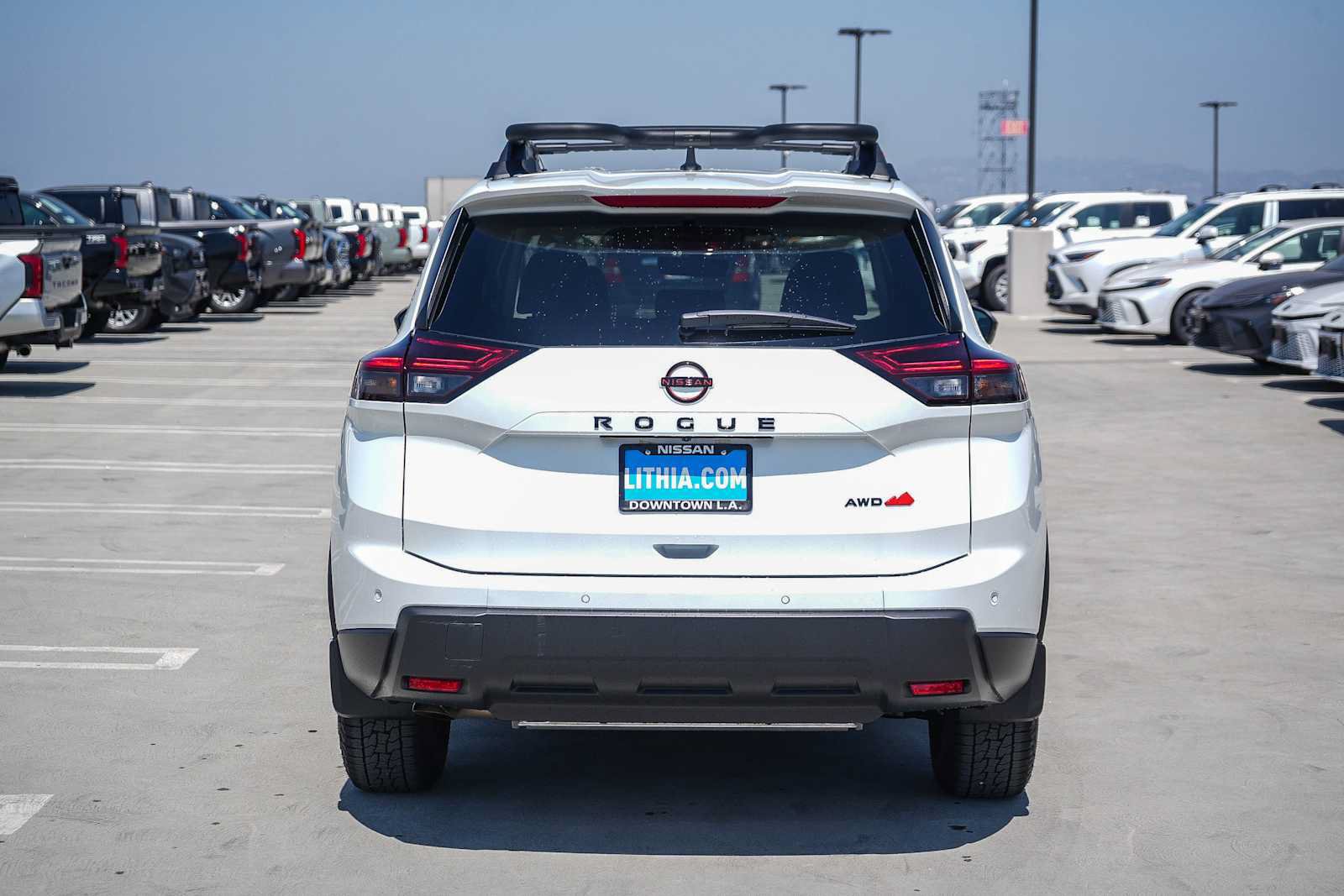 Used 2026 Nissan Rogue SV AWD/4WD image 7