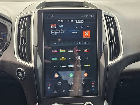 Used 2024 Ford Edge SEL image 22