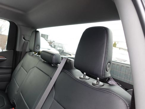 Used 2023 Chevrolet Silverado 1500 LT image 23