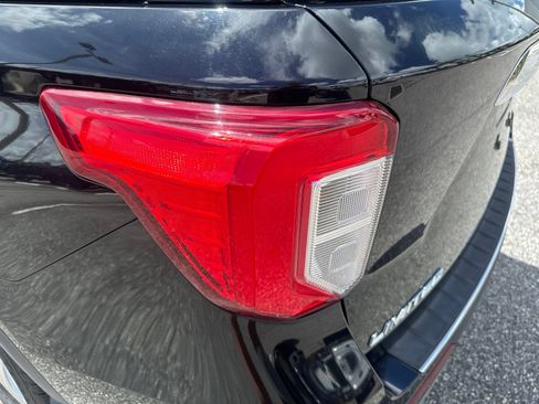 Used 2020 Ford Explorer Limited RWD image 14