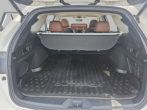 Used 2020 Subaru Outback Touring XT AWD/4WD image 15