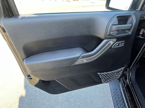 Used 2012 Jeep Wrangler Sport image 14