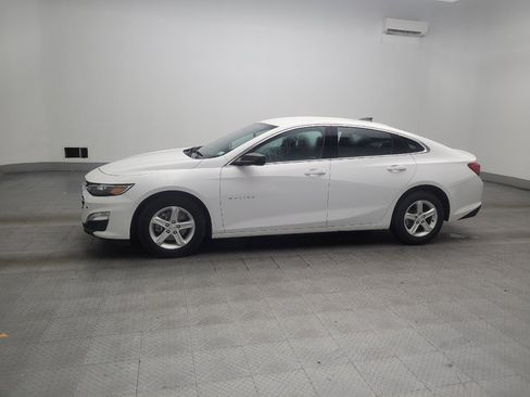 Used 2024 Chevrolet Malibu LS FWD image 2