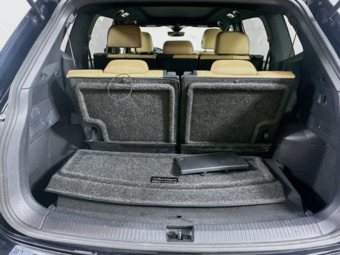 Used 2023 Volkswagen Tiguan SE image 27